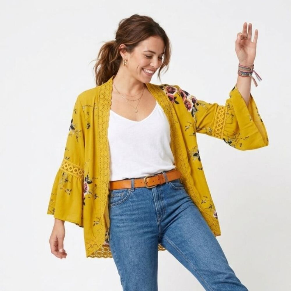 Yellow Floral Boho Cardigan Tunic Crochet Trim Bell Sleeve Cottagecore Size Med
